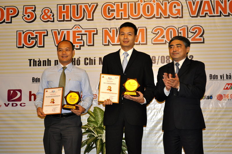 FPT Telecom đạt Huy chương Vàng Đơn vị Internet Viễn thông năm 2012 FPT Telecom đạt Huy chương Vàng Đơn vị Internet Viễn thông năm 2012